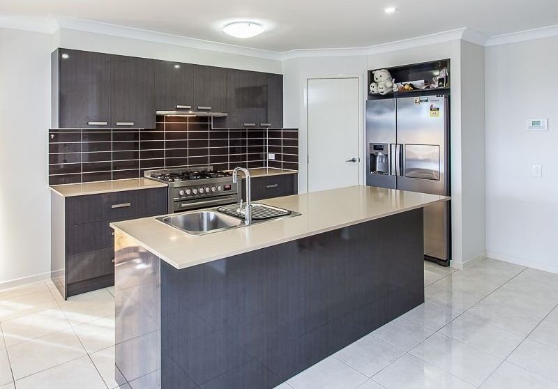 6 Kingston Court, North Lakes, QLD 4509