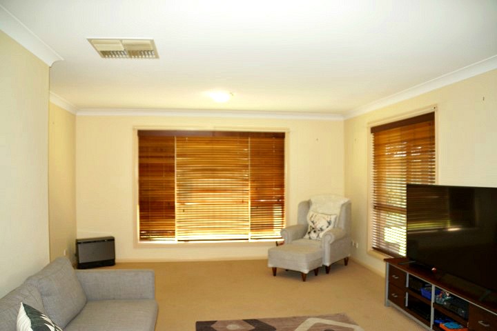 7 Cudgegong Place, Dubbo, NSW 2830