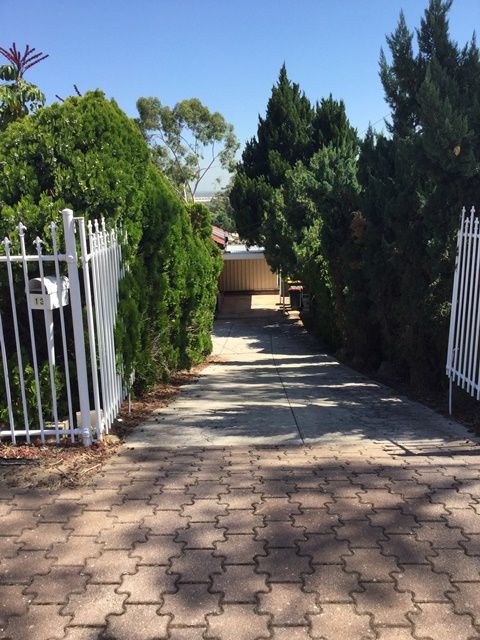 13 Linton Street, Para Hills, SA 5096