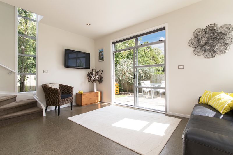 Low Maintenance Home or Investment - Avondale