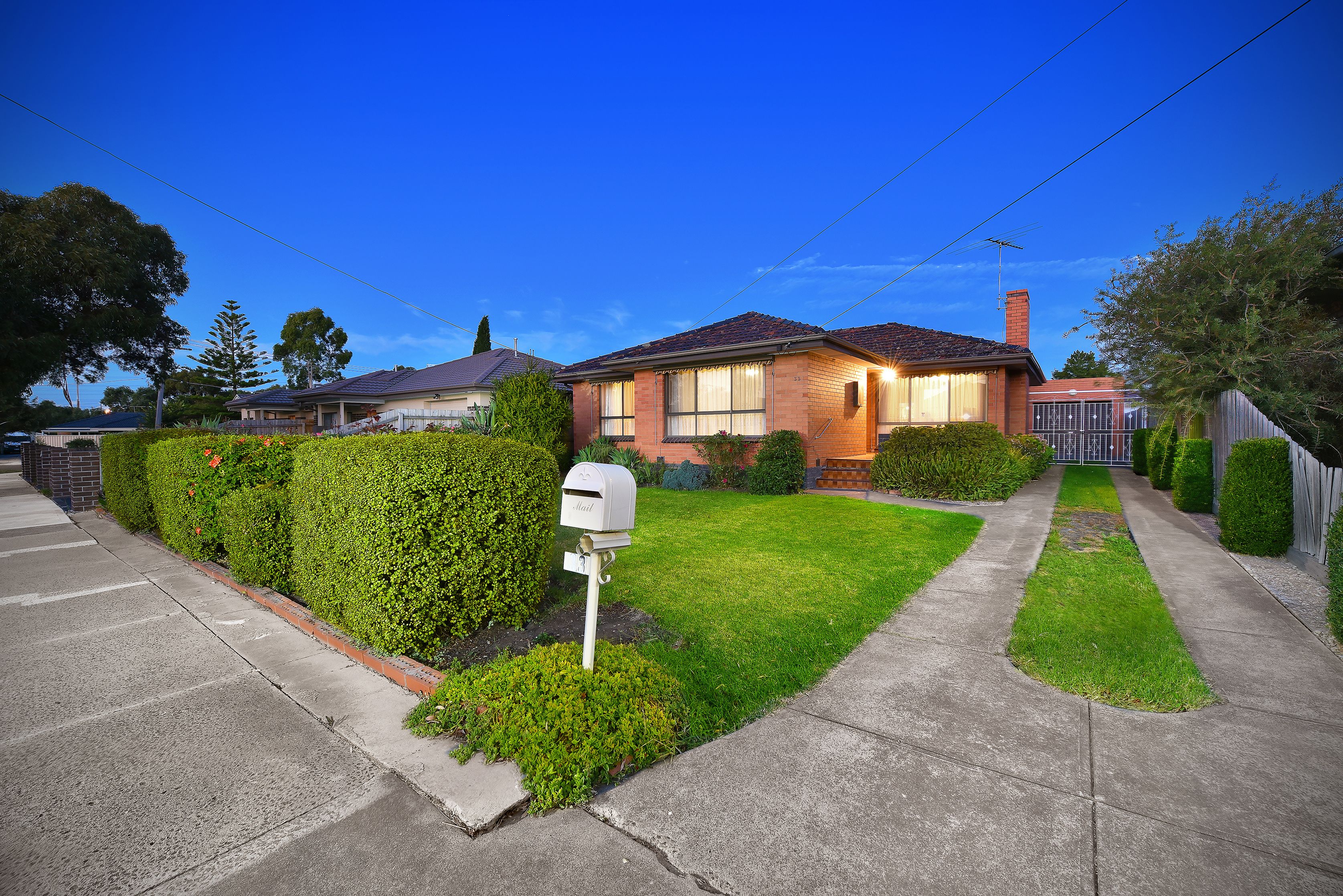 33 Somerlayton Crescent, Fawkner, VIC 3060