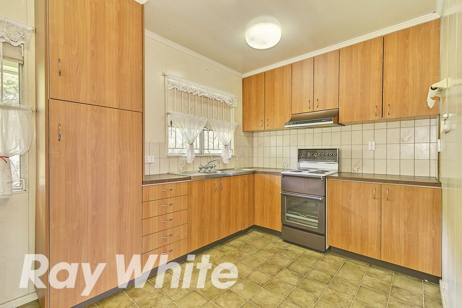 32 Charles Avenue, Logan Central, QLD 4114