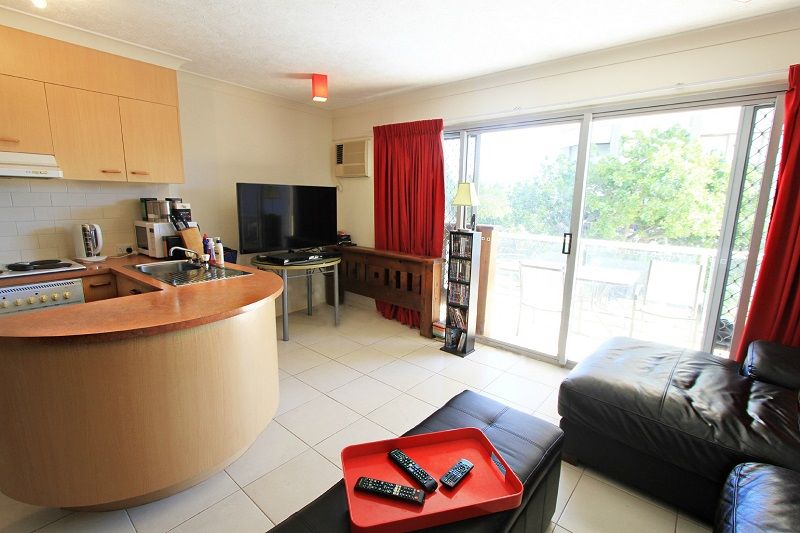 23/106 Marine Parade, Southport, QLD 4215