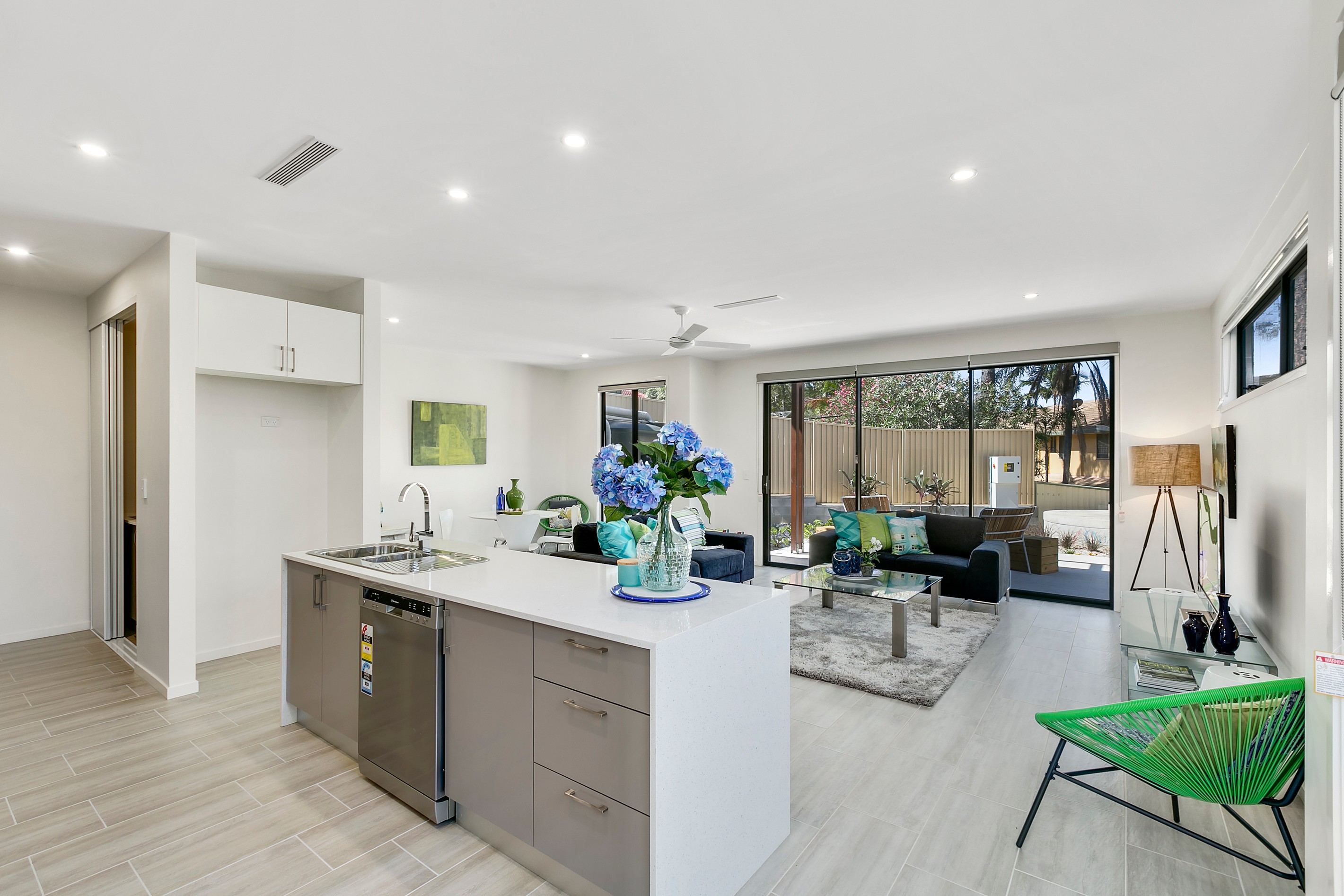 4/485 Pine Ridge Road, Runaway Bay, QLD 4216