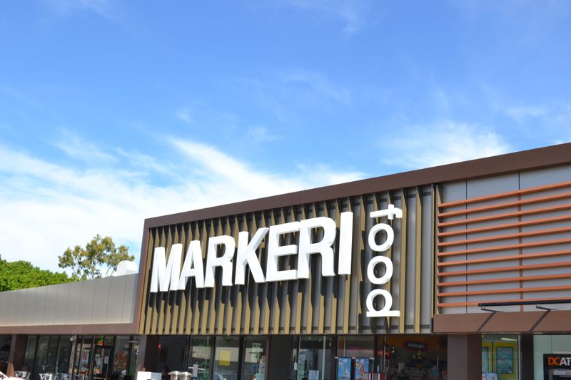 Commercial Retail Property Leased Mermaid Waters, QLD