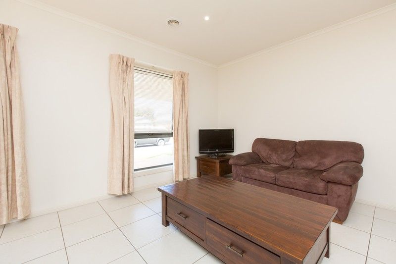2 Canterbury Drive, Mildura, VIC 3500