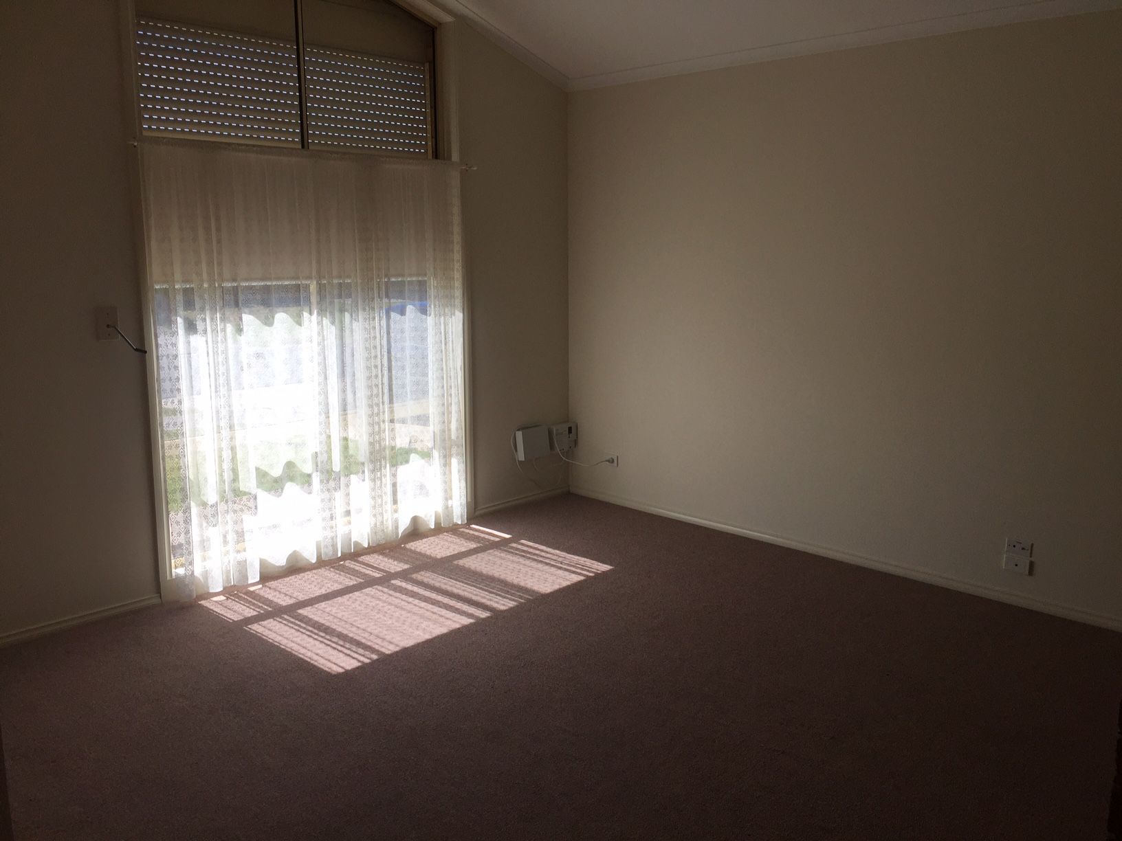32 Peugeot Pursuit, Mill Park, VIC 3082
