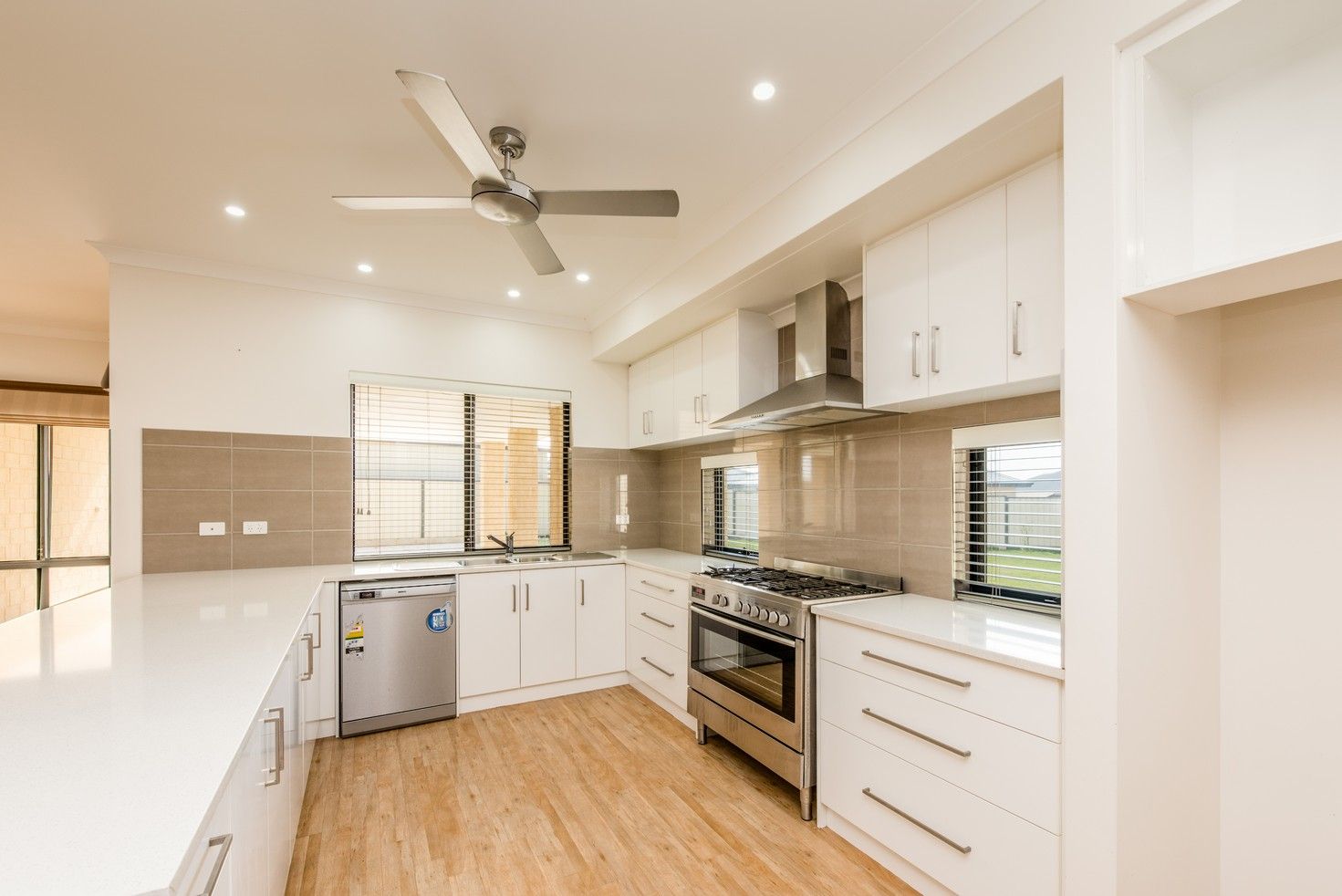6 Bagley Cresent, Mount Tarcoola, WA 6530