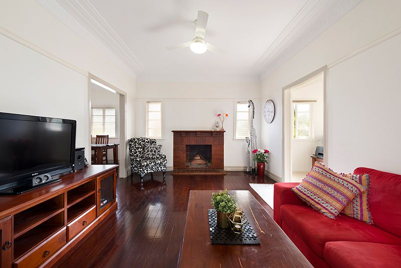 36 Marshall Road, Holland Park West, QLD 4121