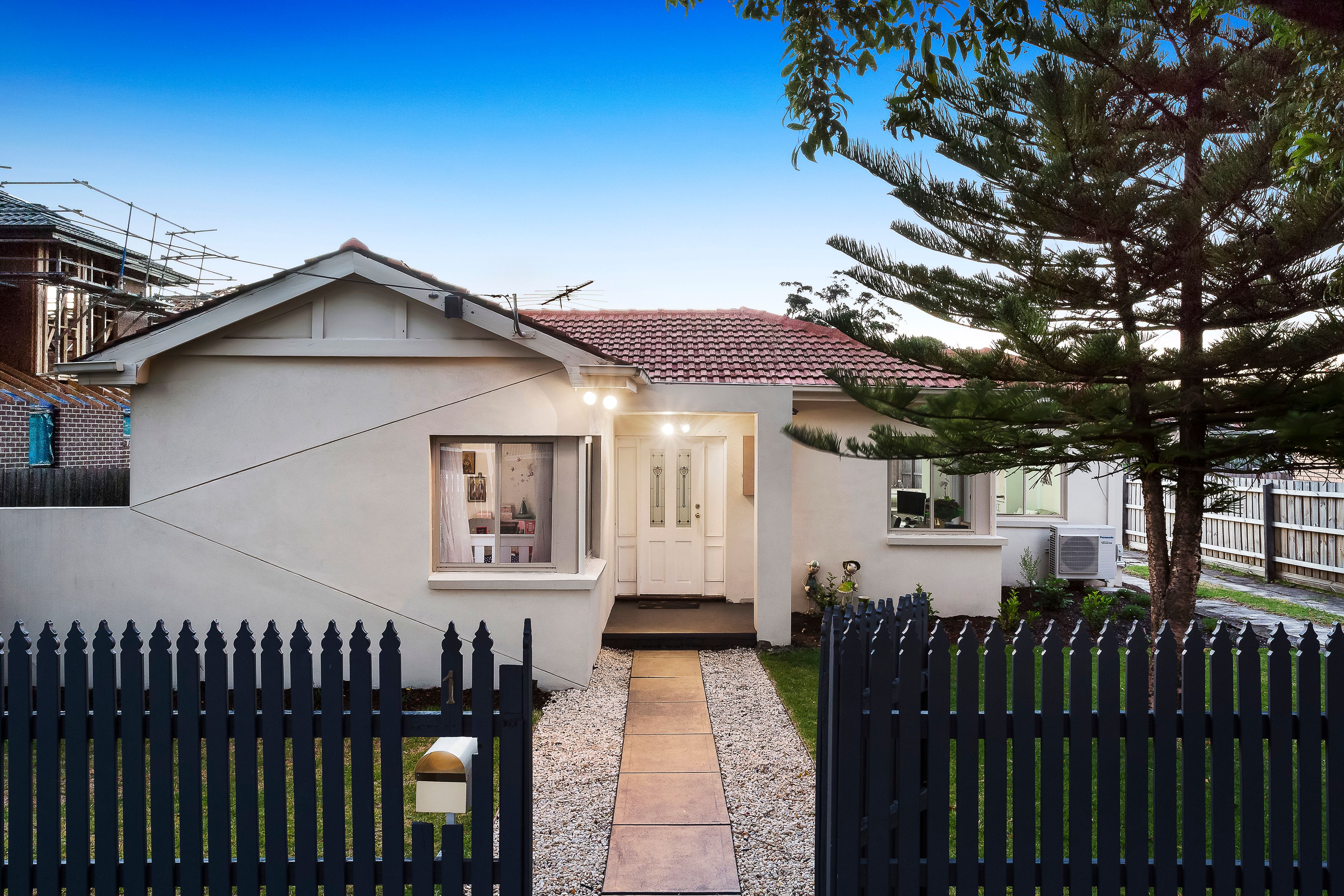 1 Wallace Avenue, Oakleigh South VIC 3167