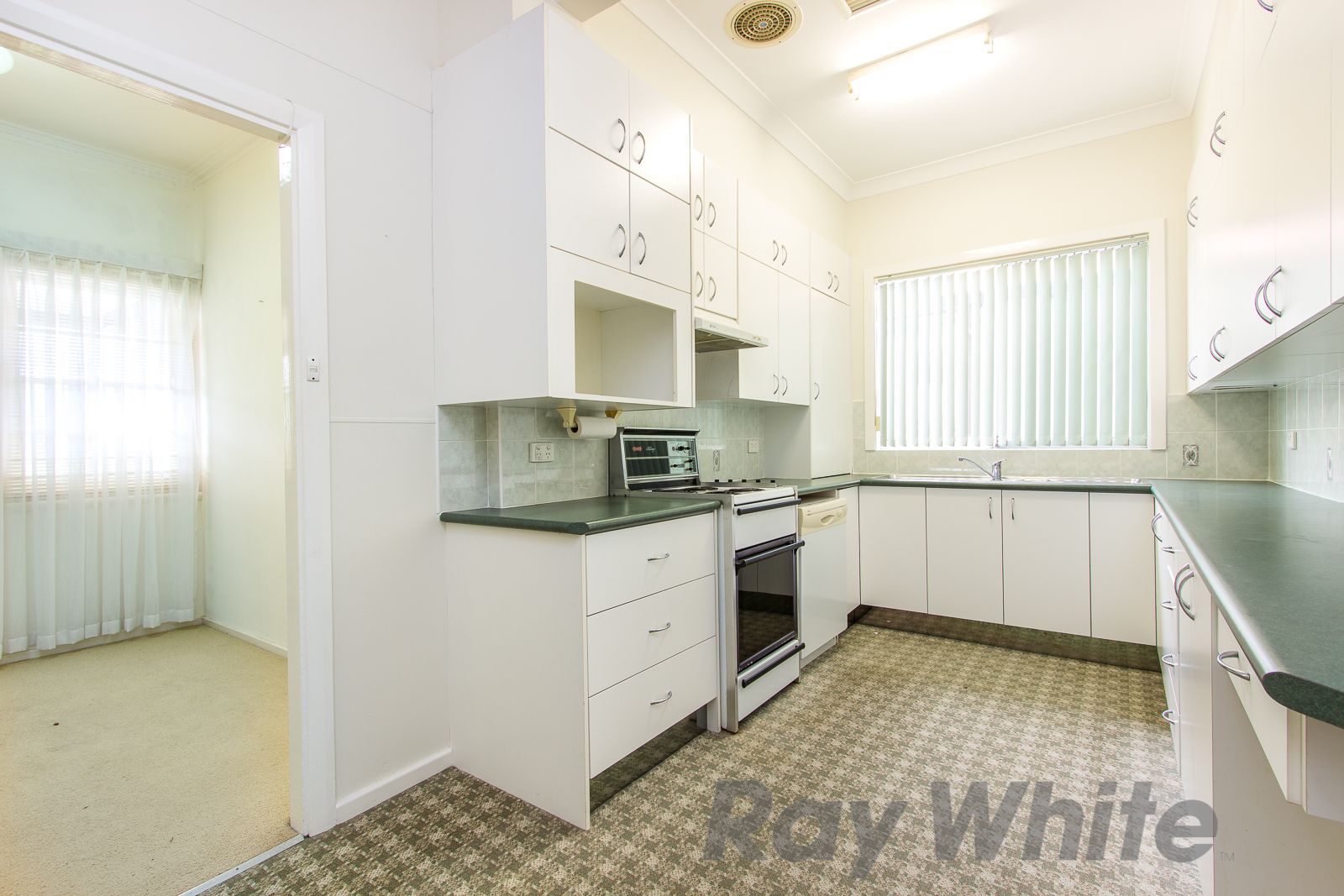 38 Kenibea Avenue, Kahibah, NSW 2290