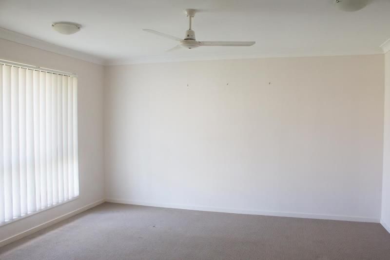 24 Rodgers Lane, Kallangur, QLD 4503