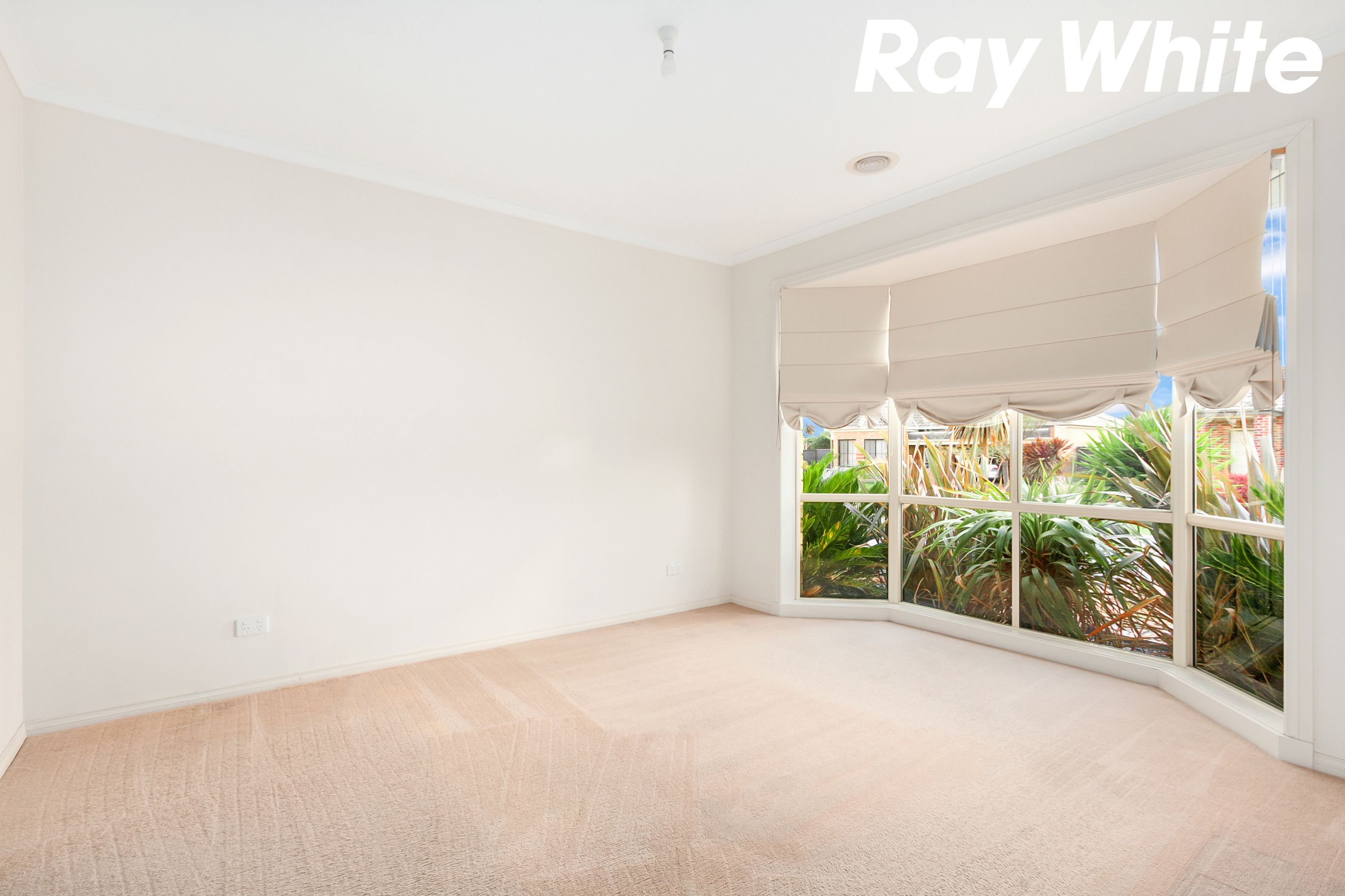 13 Radiata Circuit, Pakenham, VIC 3810