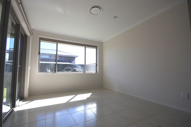 18 Lawrence Street, Oran Park, NSW 2570