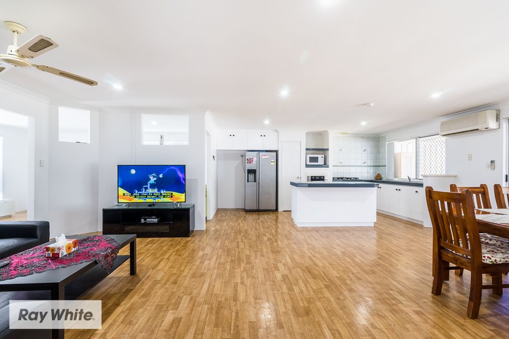 11 Rainier Close, Ballajura, WA 6066