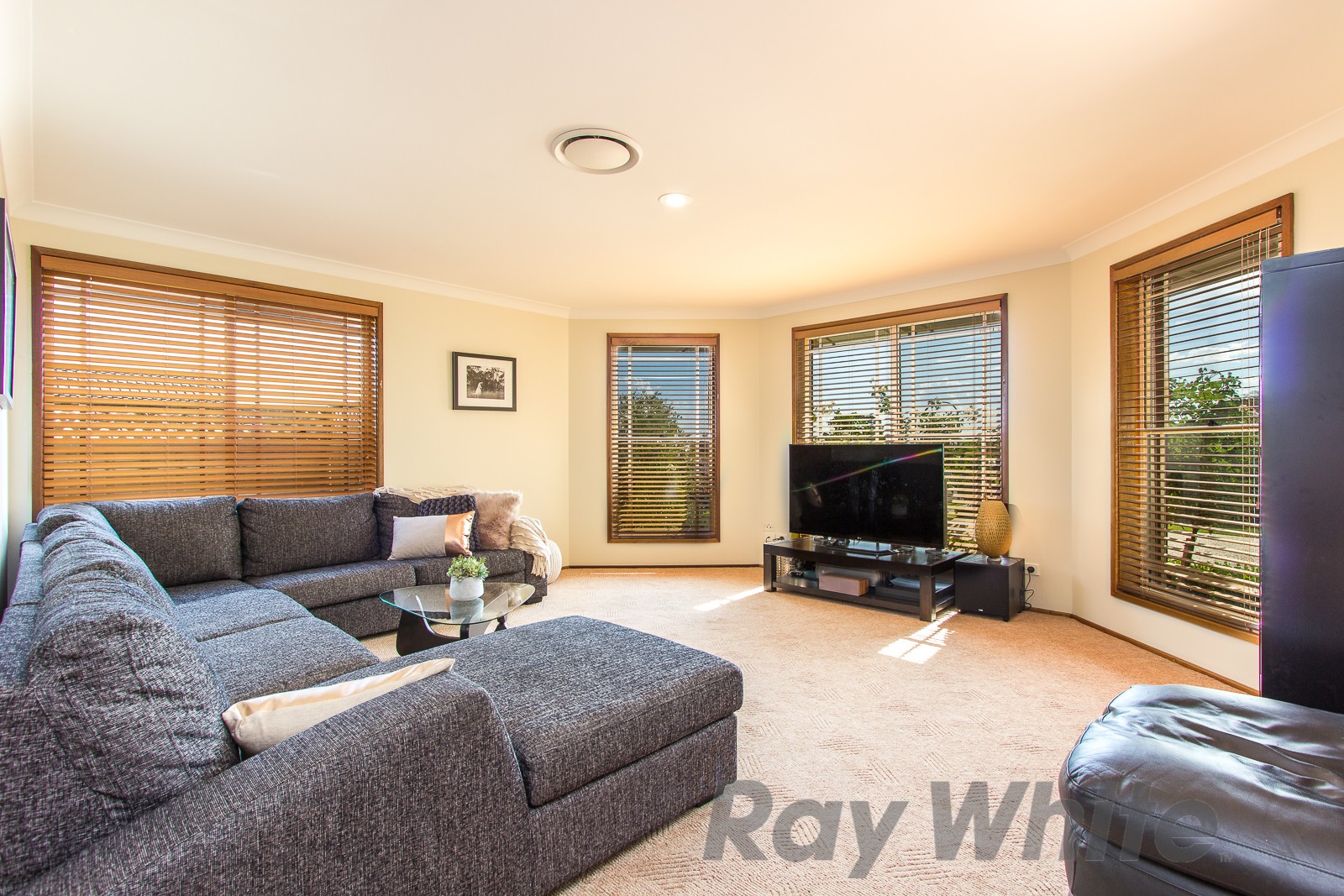 117 Connaught Road, Valentine, NSW 2280