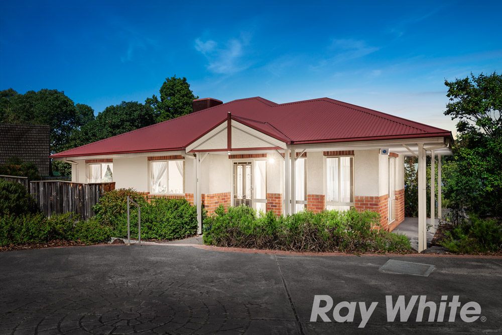 110 St Helena Road, Greensborough VIC 3088