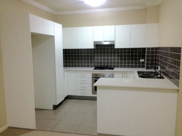 2/17 Haynes Street, Penrith, NSW 2750