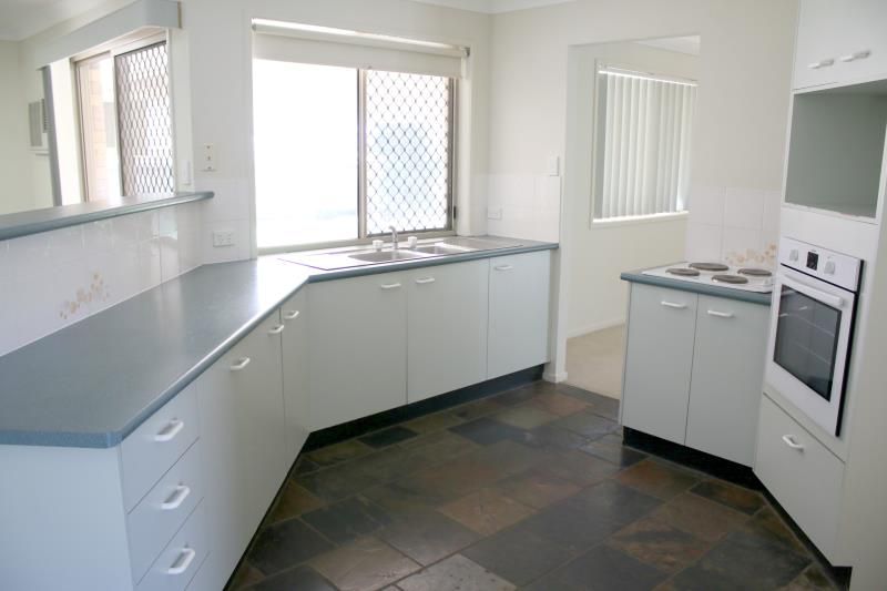 15 Fairview Place, Bridgeman Downs, QLD 4035