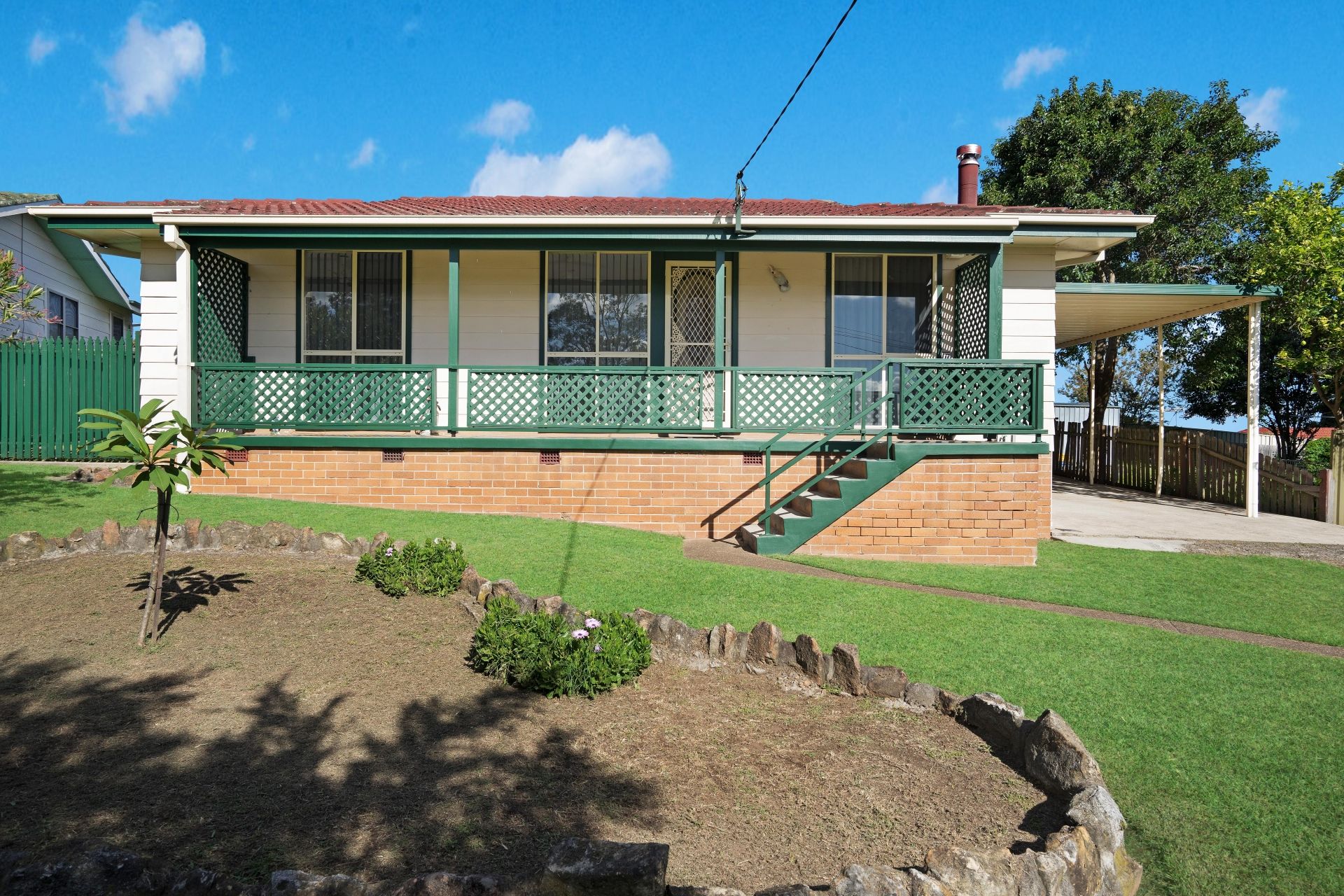 13 Howarth Street