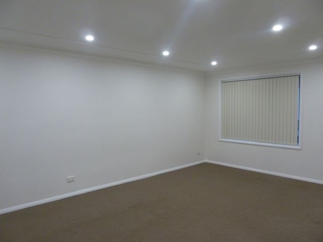 13 Coco Drive, Glenmore Park, NSW 2745