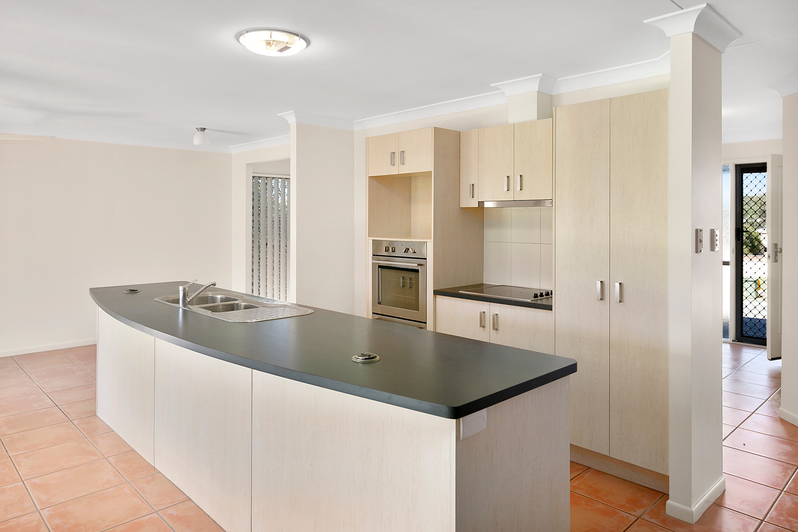 5 Harrison Grove, Deebing Heights, QLD 4306
