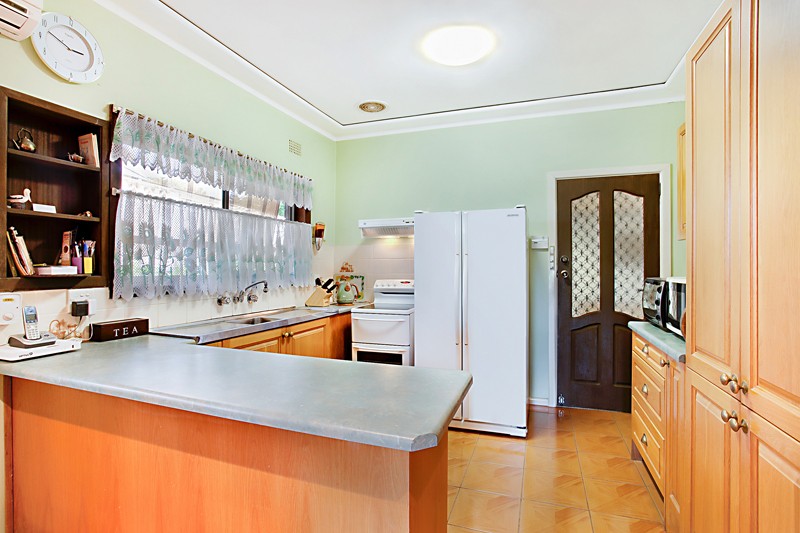 16 Hope Street, Penrith, NSW 2750