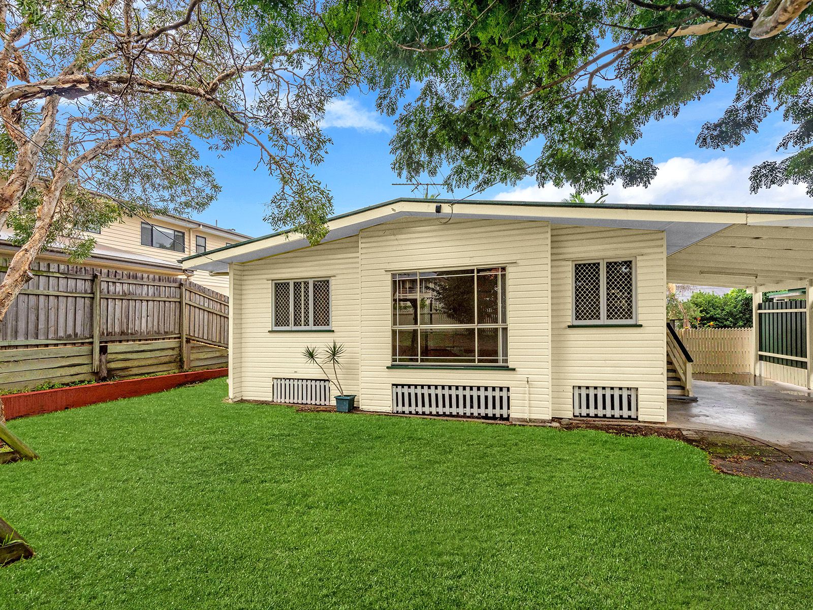 154 Erica Street, Cannon Hill QLD 4170