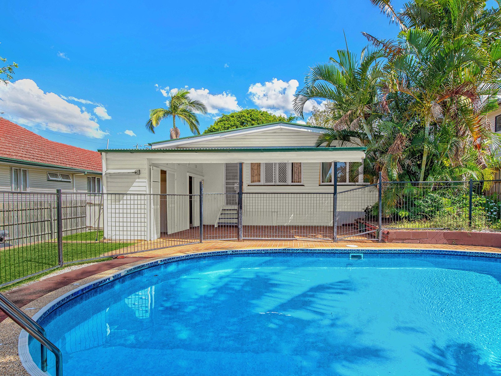 154 Erica Street, Cannon Hill, QLD 4170