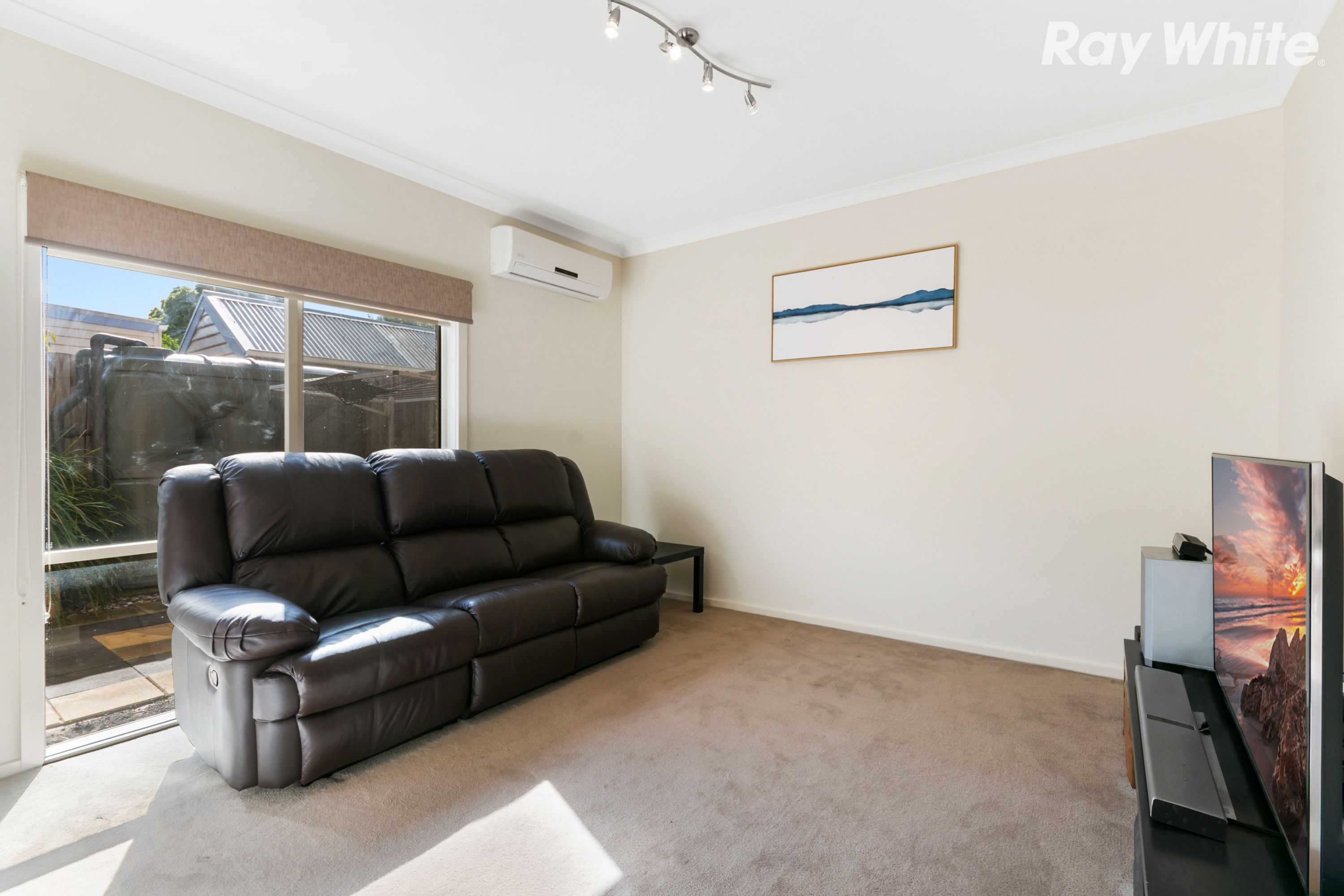 2/7 Tulip Crescent, Boronia, VIC 3155