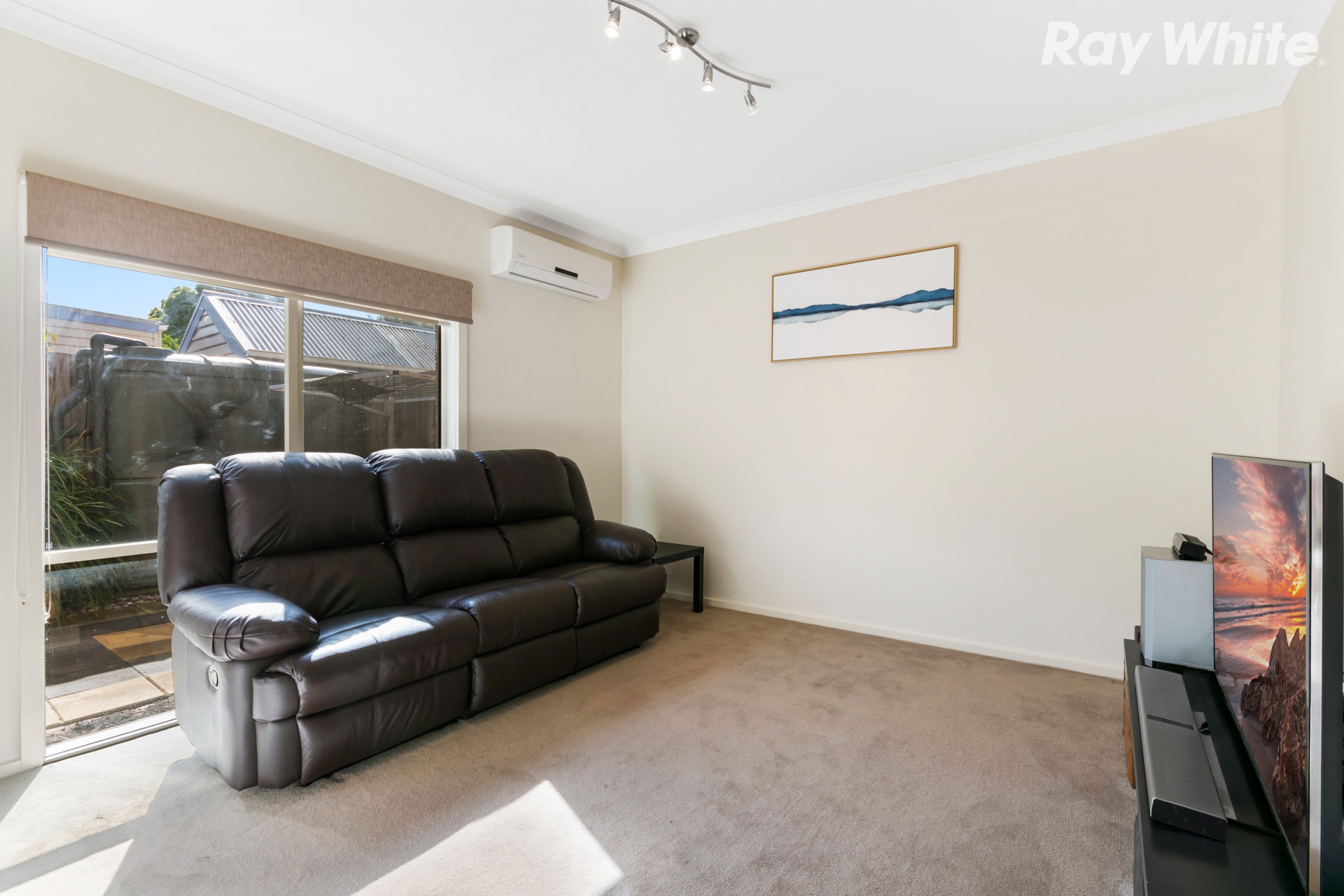 2/7 Tulip Crescent, Boronia, VIC 3155