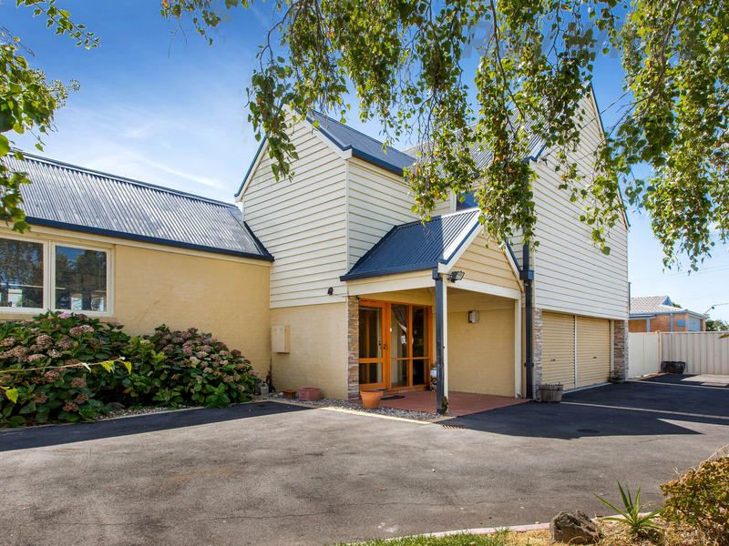 43 Woodlands Grove, Safety Beach, VIC 3936