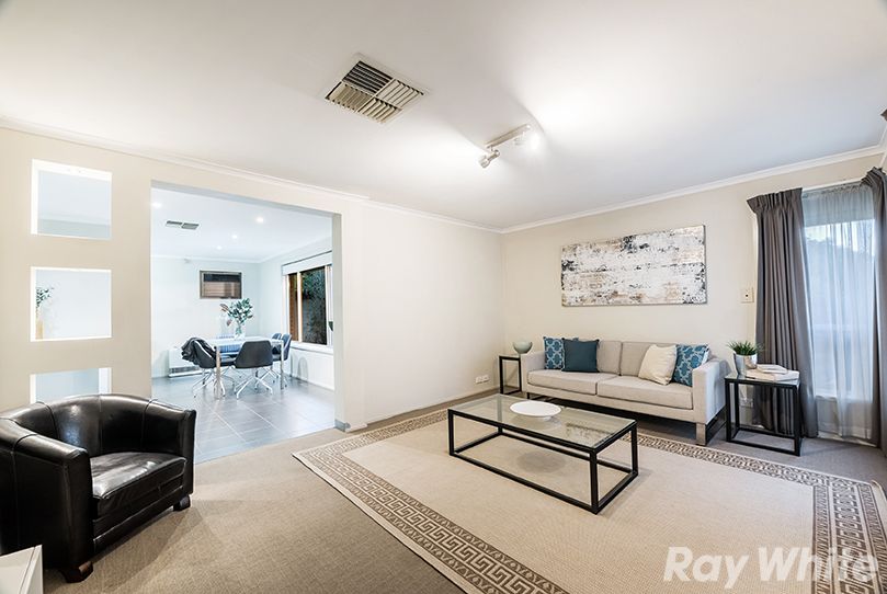 21 Blamey Avenue, Mill Park, VIC 3082