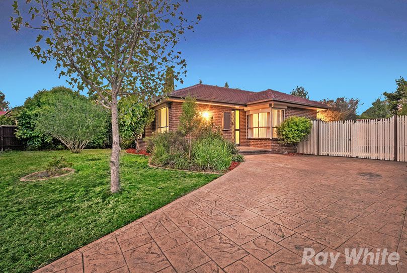 21 Blamey Avenue, Mill Park VIC 3082