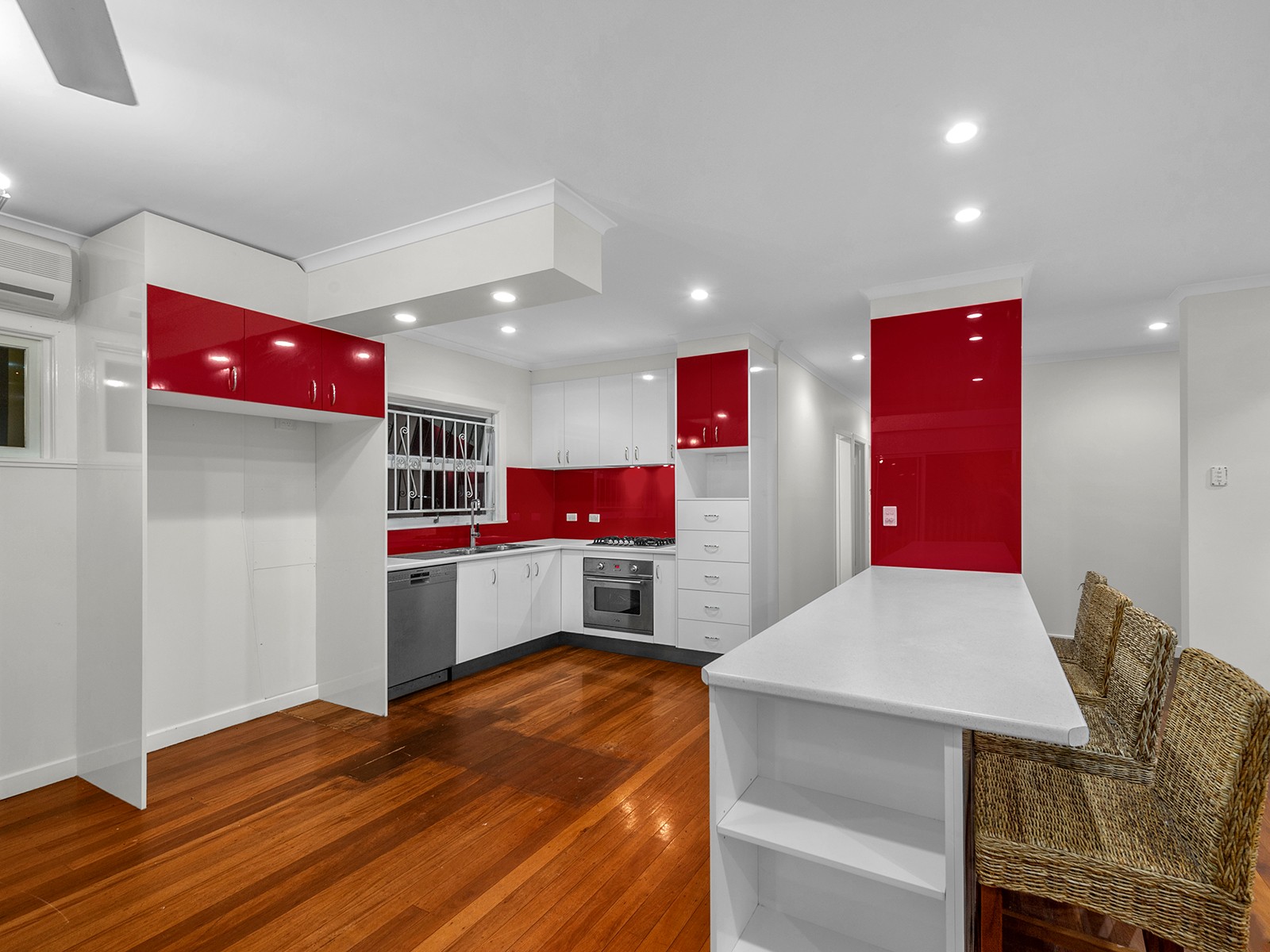 11 Jenkinson Street, Indooroopilly, QLD 4068