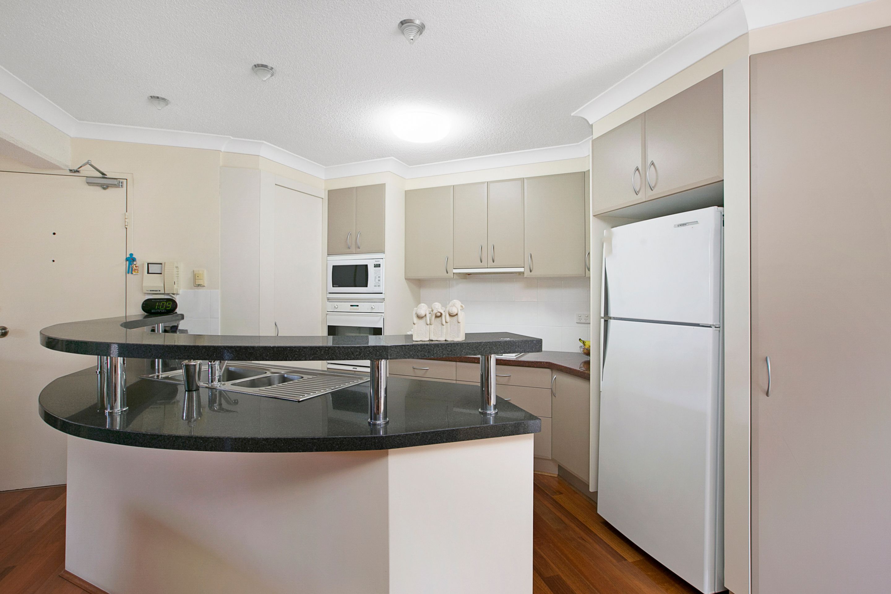 2/21 Hanworth Street, East Brisbane, QLD 4169