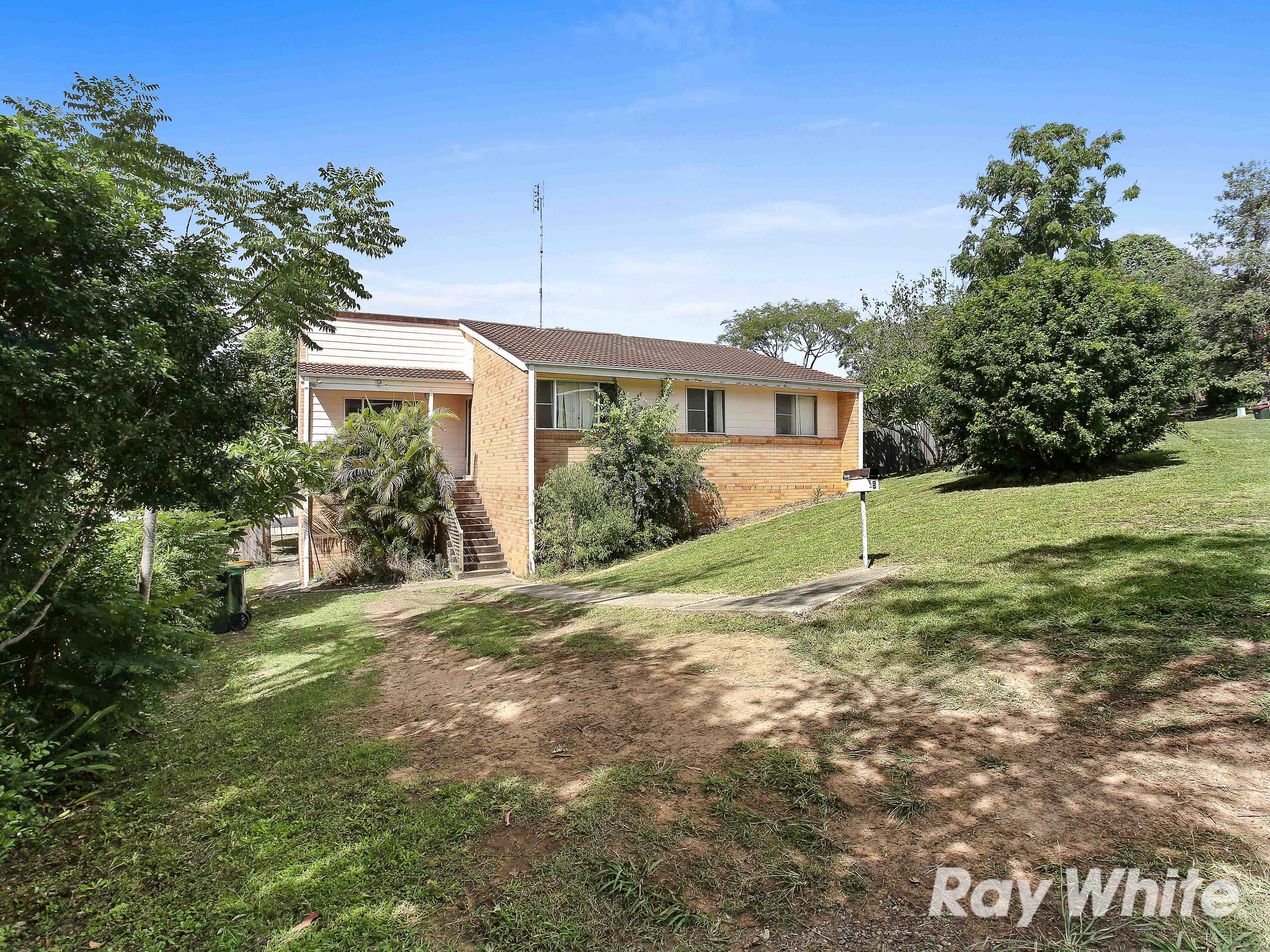25 Moorhead Drive