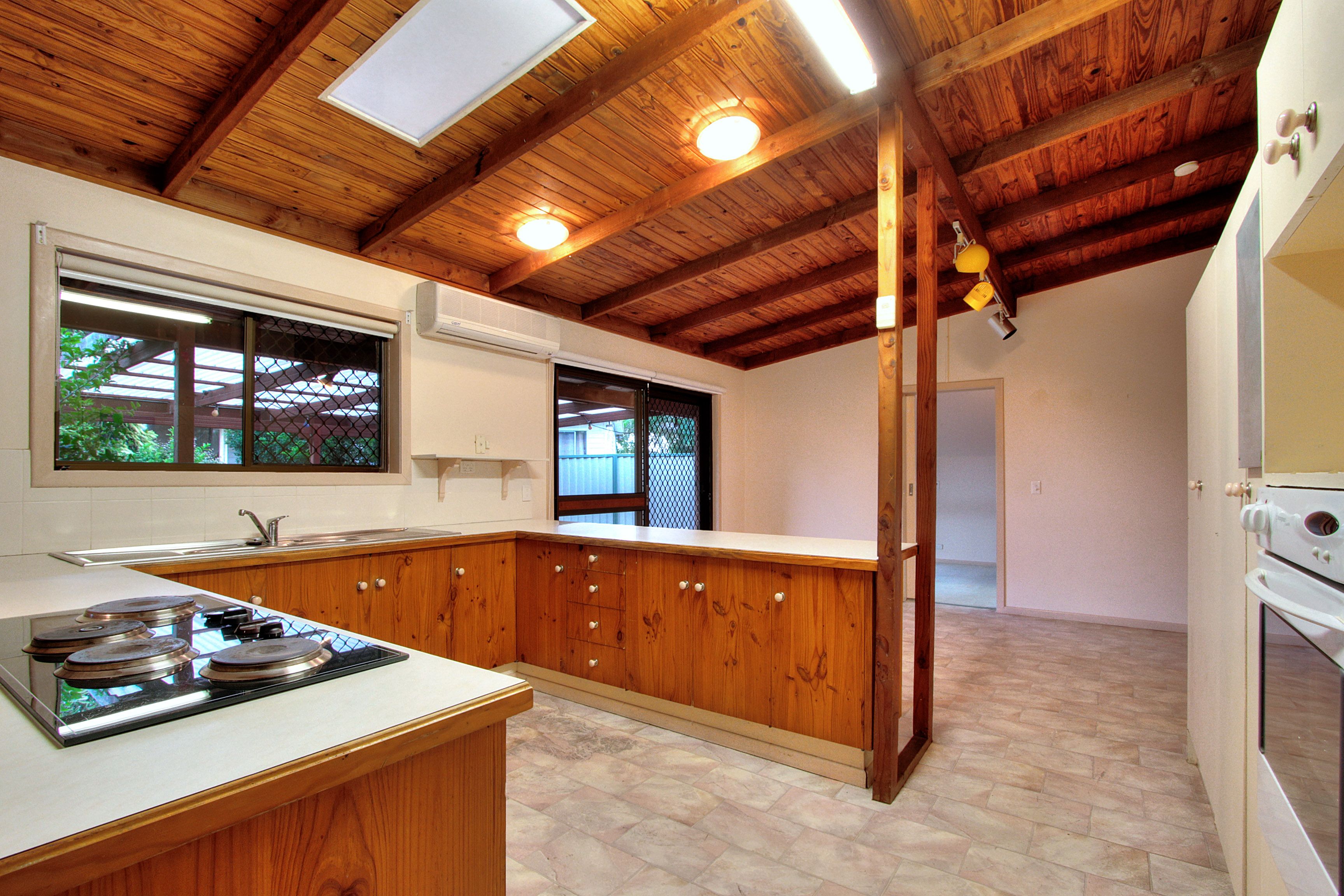 8 Uralla Crescent, Rochedale South, QLD 4123