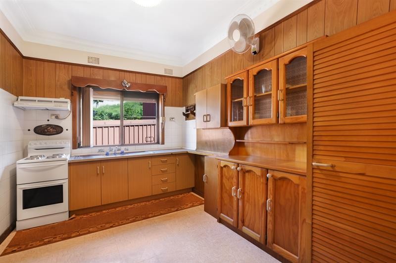 66 First (North) Avenue, Warrawong, NSW 2502