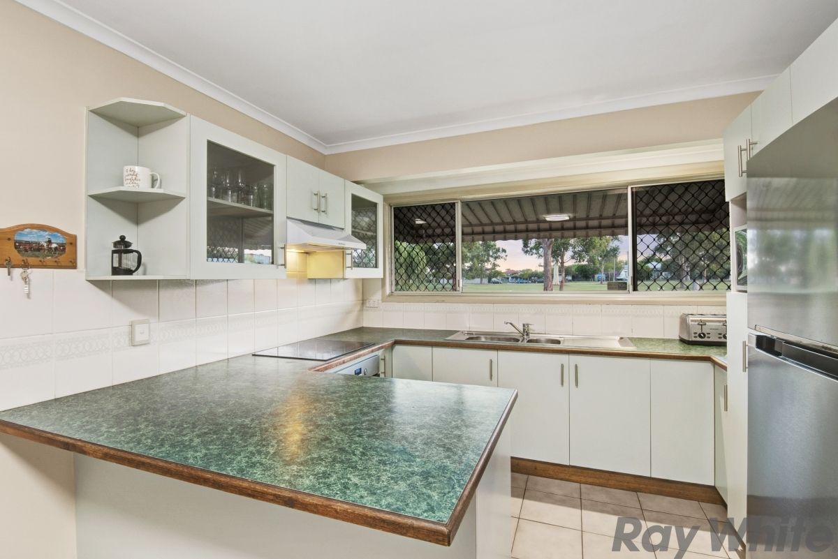15 Raymond Terrace, Deception Bay, QLD 4508