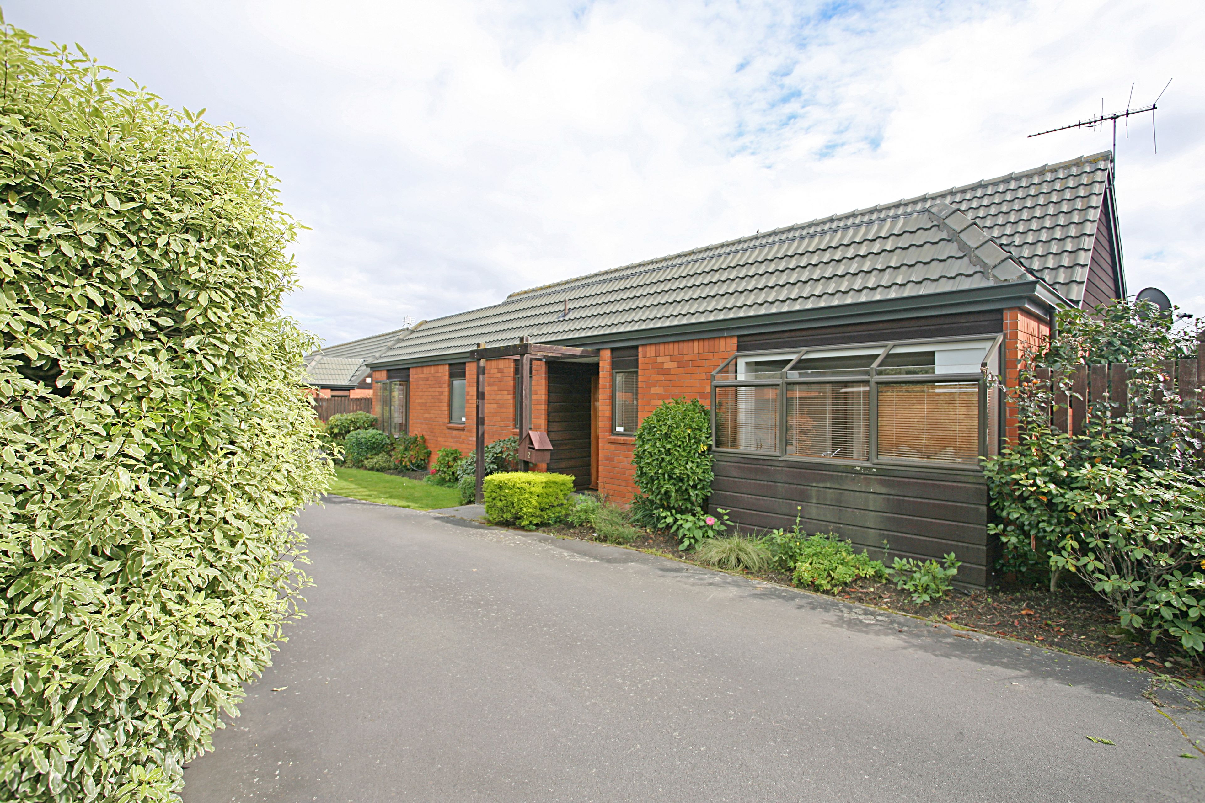 2/415 Mairehau Road, Parklands, Christchurch City