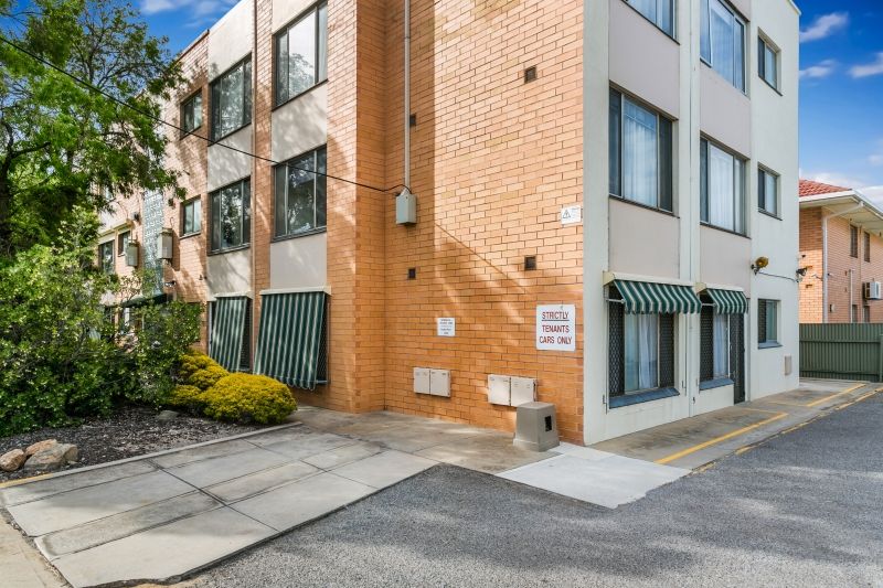 1/23 Military Road, West Beach, SA 5024