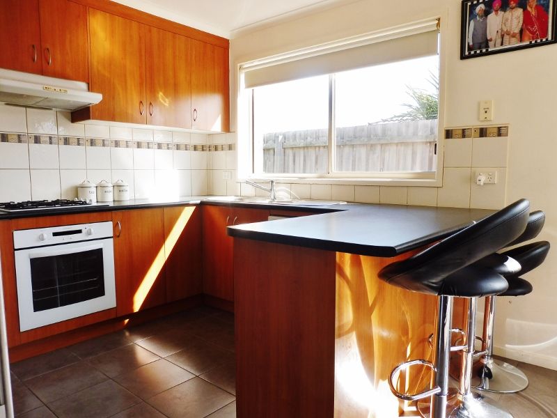 1/30 Jasa Crescent, Cranbourne West, VIC 3977
