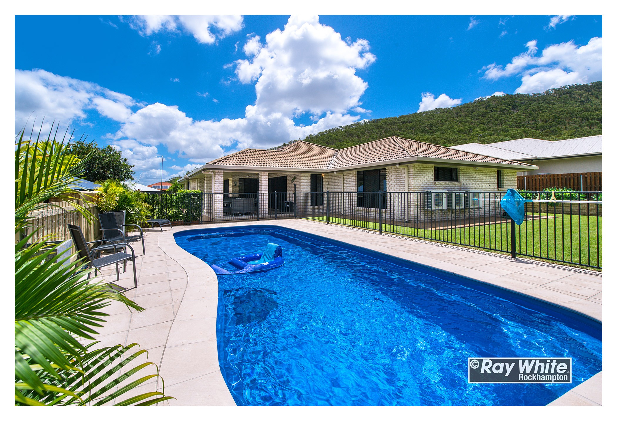 33 Haven Close, Norman Gardens, QLD 4701
