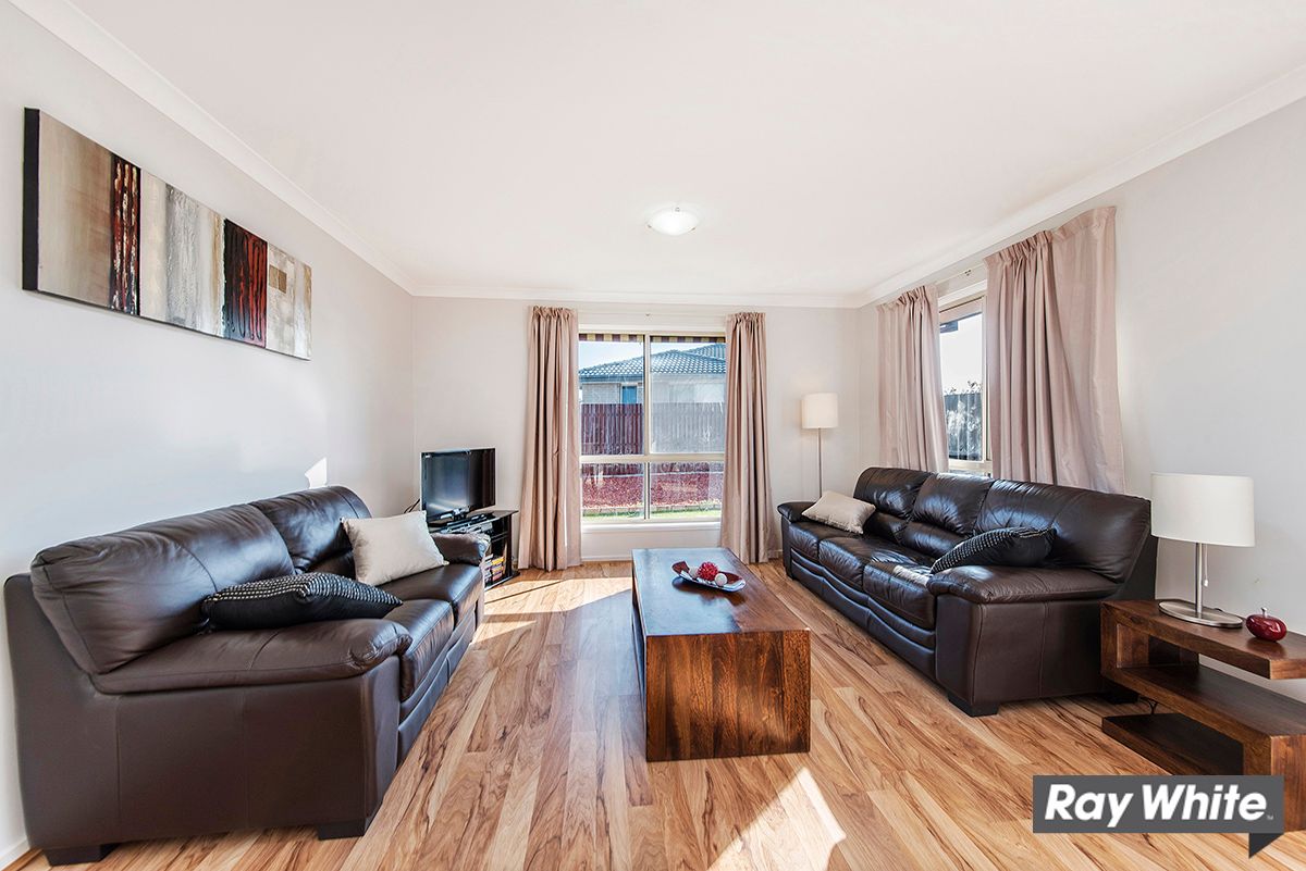 13 Rowland Street, Macgregor, ACT 2615