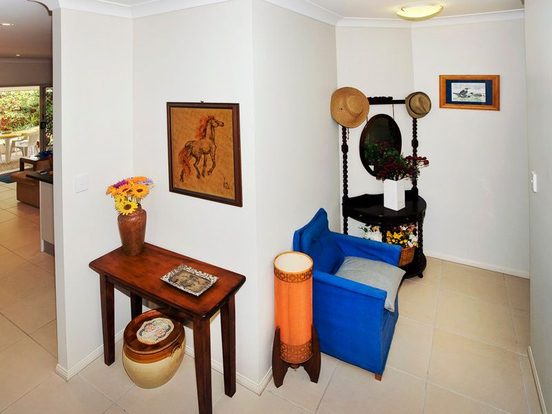 2 Chudleigh Street, Redcliffe, QLD 4020