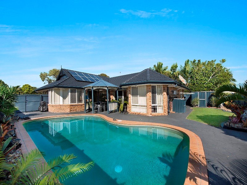 27 Investigator Place, Pelican Waters, QLD 4551