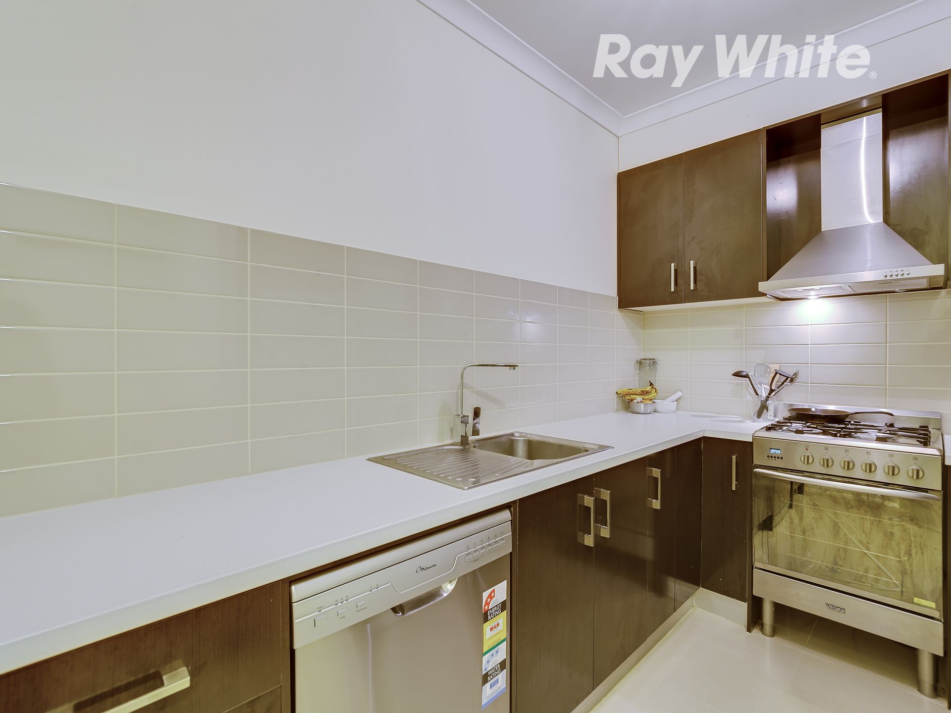 213-215 Albert Street, Reservoir VIC 3073