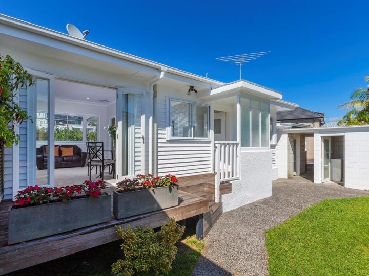 2/39 Patteson Avenue, Mission Bay, Auckland City