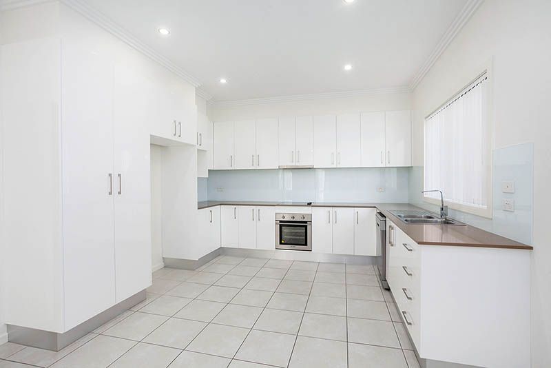 68 Elizabeth Circuit, Flinders, NSW 2529